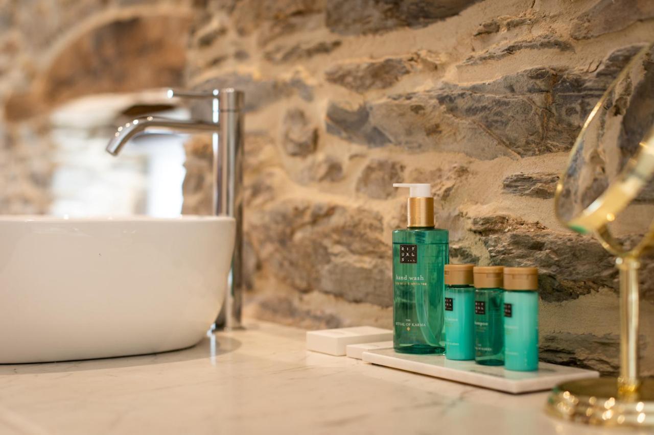Paddock Lodge - Suites Wellness & Chambres D'Hotes Стумон Екстериор снимка