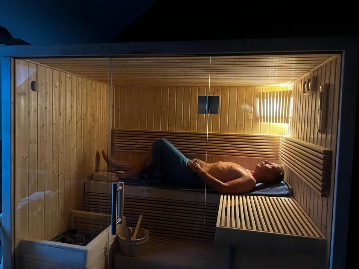 Paddock Lodge - Suites Wellness & Chambres D'Hotes Стумон Екстериор снимка